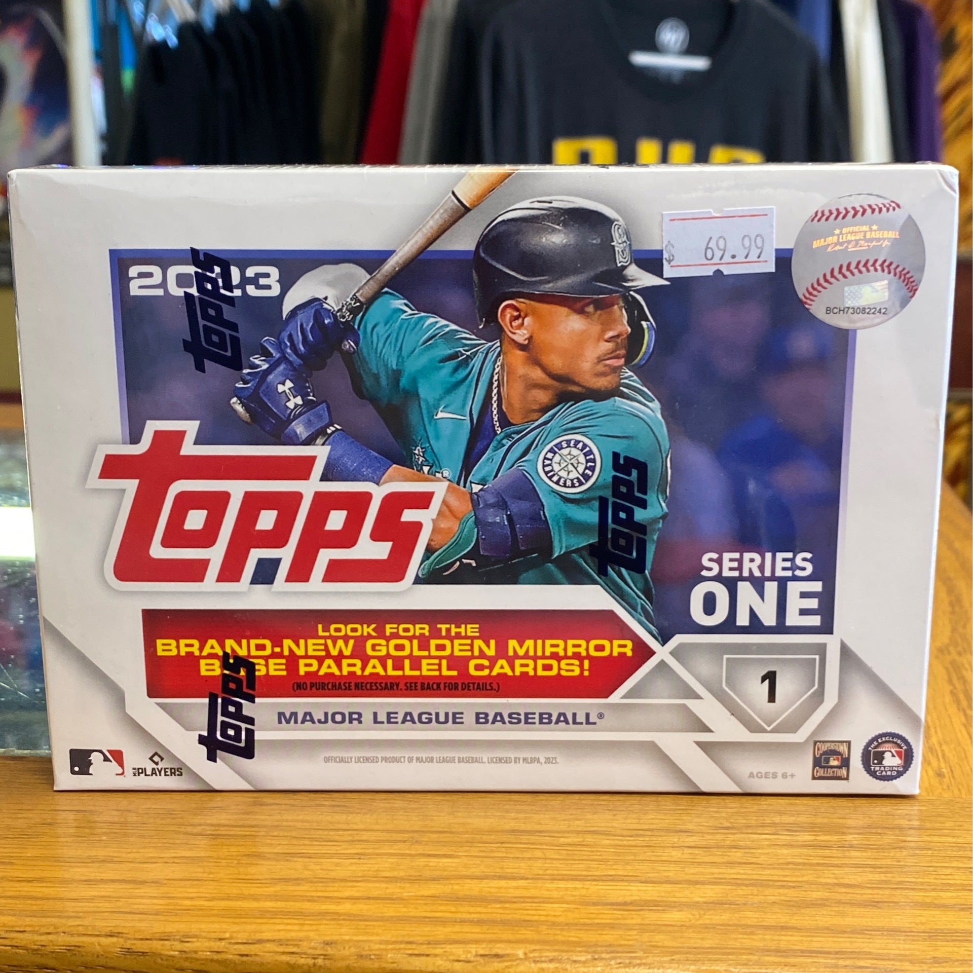 2023 Topps MLB Series 1 Baseball Trading Card Giant Box